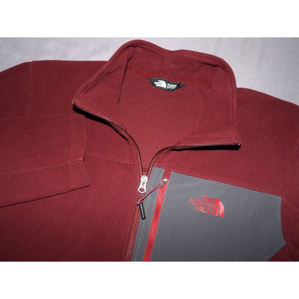 The North Face Light Weight 1/4 Zip Burgundy/Gray Fleece Jacket Men's Large